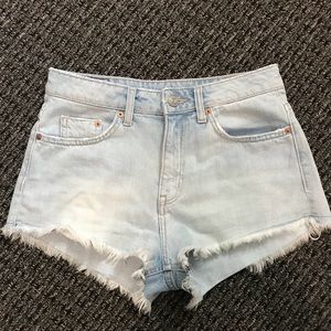H & M Jean shorts size 6